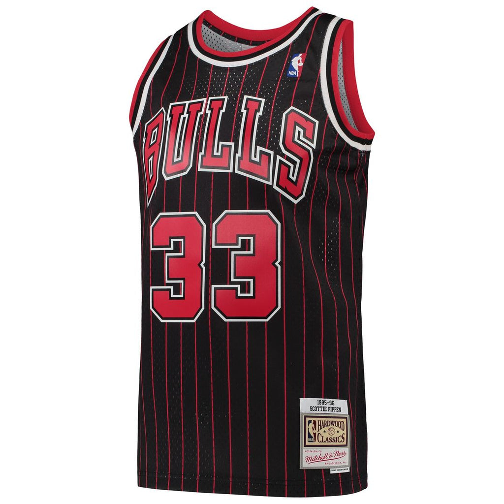 Scottie Pippen Chicago Bulls Mitchell & Ness Hardwood Classics Swingman Jersey - Black
