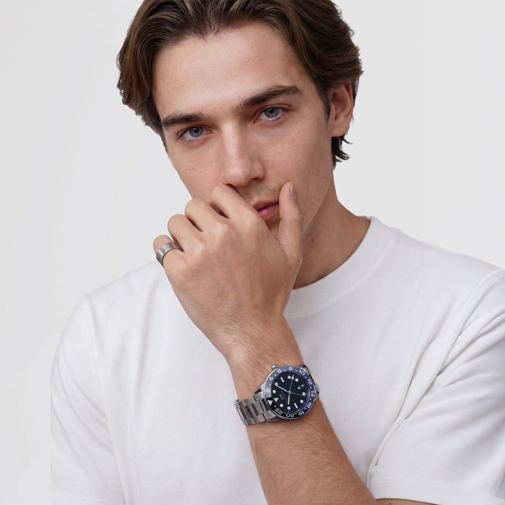 Iconic GMT Link Black Blue Ceramic Bezel Silver